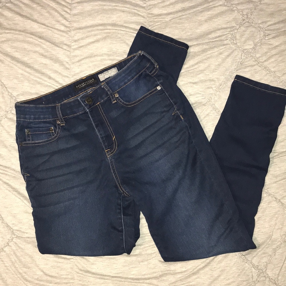 Dark wash jeggings